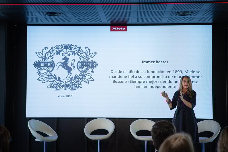 Foro-MKTefa-2025-Cristina-Reque-MIELE
